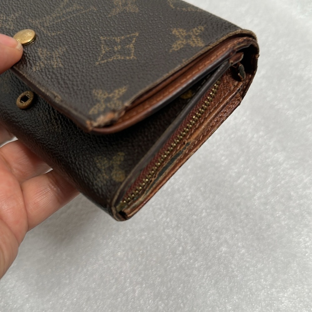 LV MONOGRAM SNAP WALLET - Picture 12 of 13